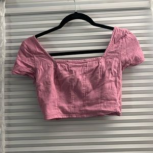 hollister XS pink cropped top